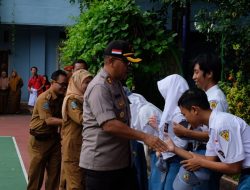 Jadi Ispektur Upacara di Sekolah Bojonegoro, Kapolres Ajak Siswa Jauhi Narkoba