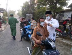 Cegah Covid-19, Gus Shofi Bagikan Ribuan Masker Kepada Warga