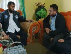 Calon Bupati Yudi Sumbogo Merakyat, Beri Wejangan Pengantin Baru