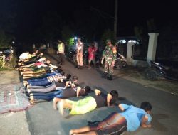 Petugas Gabungan Parengan Tuban Laksanakan Patroli Protokol Kesehatan