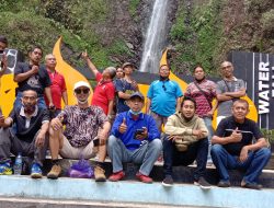 Tim 4advanture Bojonegoro Menembus Dinginnya Air Terjun Sedudo