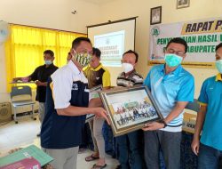 Ketua PTMSI Kabupaten Bojonegoro Serahkan Hasil Verifikasi Club