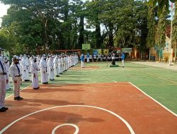Upacara peringatan Hari Guru Nasional di SMPN 4 Bojonegoro Terapkan Protokol Kesehatan Pencegahan Covid-19 Secara Ketat