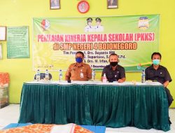 Kabid SMP Dinas Pendidikan Kabupaten Bojonegoro Pimpin Pelaksanaan PKKS di SMPN 4 Bojonegoro