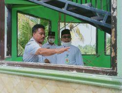 Kemenag Tuban Serahkan Bantuan Pemeliharaan Menara Rukyatul Hilal