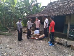 Program Astuti Di Jum’at Berkah, Polsek Ngraho Kunjungi Keluarga Cacat Mental