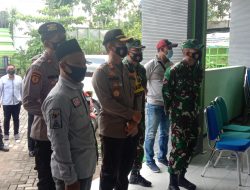 Kapolres Tuban Bersama Dandim 0811 mengecek kegiatan pleno Terbuka Rekapitulasi Hasil Penghitungan Suara di Kecamatan Soko
