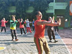 Jum’at Ceria Cara keluarga Besar Satuan Pendidikan MTSN 1 Tuban Menjaga imunitas Tubuh di masa Pandemi Covid-19