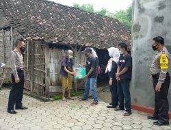 Lagi, POLSEK SIMAN Beri Bantuan Sembako Ke Masyarakat