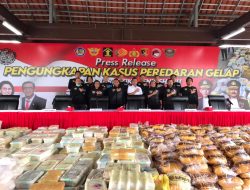 Polda Jatim Ambil Bagian Dalam Pengungkapan 2,5 Ton Sabu