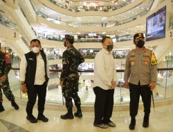 Hari Pertama Idul Fitri, Forkopimda Jatim Memantau Prokes di Pusat Perbelanjaan Memutus Mata Rantai Penyebaran Covid-19