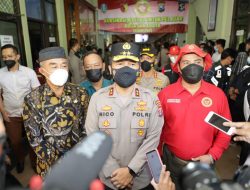 Kapolda Jatim Saat Cek Vaksinasi: Saya Bangga Jadi Alumni SMPN 1 Surabaya