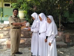 Inovatif, Tiga Siswi SMPN 3 Baureno Sulap Kelengkeng Jadi Dawet
