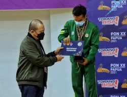 Senam Jatim Sabet 2 Emas, LaNyalla Langsung Serahkan Medali dan Bonus