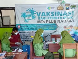 Seluruh Siswa/i MTs Plus Nabawi ikuti Vaksinasi