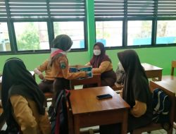Pengurus OSIS ,PMR dan Pramuka SMPN 1 Kedungadem Galang Donasi Kemanusiaan Erupsi gunung Semeru