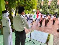Pelantikan Pengurus OSIS dan DKG MTsN 1 Tuban