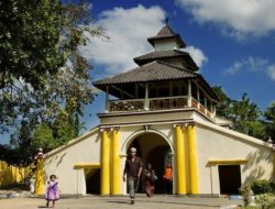 Besok Kepala Desa Terpilih Dilantik, Masuk Keraton Sumenep Wajib Tunjukkan Kartu Vaksin