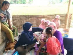 Mengawali Tahun 2022, 31 Nakes Lakukan Vaksinasi di Desa Montorna