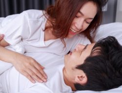 Wanita Wajib Tahu, 6 Hal Ini Sangat Disukai Pria Saat Hubungan Intim