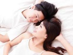 7 Cara Agar Hubungan Intim Lebih Seru Tanpa Bosan