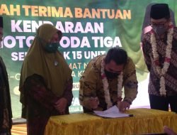 Untuk Mempermudah Berdakwah, BUMN dan Komisi VI DPR-RI Berikan Bantuan Kendaraan Kepada NU Kraksaan