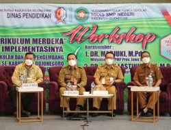 Pengurus MKKS SMP Negeri di Kabupaten Bojonegoro gelar Workshop Bedah Kurikulum Merdeka dan Implementasinya