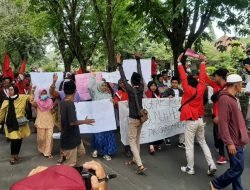 Buntut Penembakan, Warga Gadu Timur dan Aktivis Bergerak Minta Pelaku Diadili