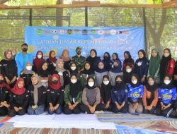 Seluruh Ormawa STIEKIA Bojonegoro ikuti LDK