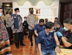 PWNU Jatim bersama Kanwil Kemenag dan Forkopimda Jatim Gelar Vaksinasi Serentak, Targetkan 210.150 Dosis dalam 3 hari
