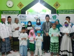 Legislator PKB Nur Aziz Bagikan Santunan kepada Anak yatim-piatu