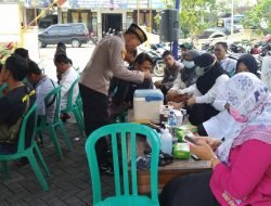 Di Sela-sela Halal Bihalal Forkopimca Tambakrejo, Kapolsek Ajak Masyarakat untuk Vaksin