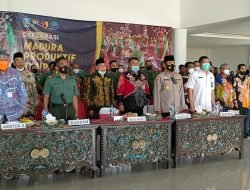 Polres Sumenep dan Santri Deklarasi Madura Produktif Tanpa Narkoba
