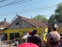 PN Pamekasan Eksekusi Rumah Sengketa Sejak 1992