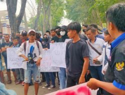 Tuntutan Massa Aksi, Surati Presiden hingga Tolak BLT BBM