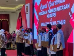 Gubernur Jatim Kukuhkan Penyuluh Anti Korupsi