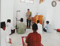 Kapolsek Tambakrejo Datangi Masjid Nasrulallah Desa Bakalan, Ini Pesanya?