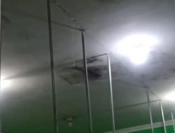 Pelayanan Terganggu Atap Puskesmas Ganding Bocor