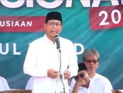 Di Pesantren Nurul Jadid Paiton, Menteri PDTT Gus Halim Iskandar dapat Gelar Komandan Santri