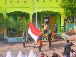 Pupuk Semangat Rasa Nasionalisme, MTsN 1 Tuban Laksanakan Upacara Hari Pahlawan