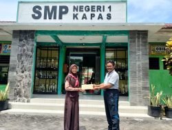 Kepala SMPN 1 Kapas Berangkatkan Atlet Selam