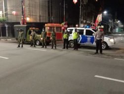 Berantas Gangster, Petugas Gabungan Siaga 24 Jam di Surabaya