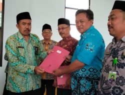 Kemenag Tuban Bagi 127 SK Jabatan Pelaksana