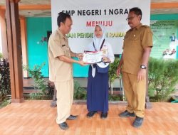 Keren! Siswi SMPN 1 Ngraho Juara 1 Pencak Silat Open