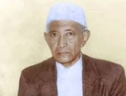 Dawuh Kiai Zaini Mun’im; Ini Tanda Bukti Kecintaan Seseorang pada Nabi Muhammad