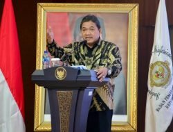 Nugraha Besoes Mantan Sekjen PSSI Dimata Prof. Achsanul yang Kini Meninggal Dunia