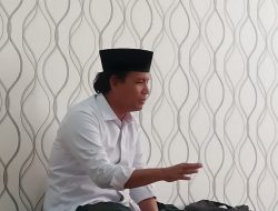Orkestra Calon Dewan Kangean Menarik Kita Tunggu; Ini Kata Ponirin Mika Tokoh Pemuda Gelaman