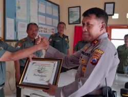Jelang Momentum Hari Bhayangkara ke 77 Kapolsek Tambakrejo Terima Piagam Penghargaan Dari Asper KBKPH kaliaren