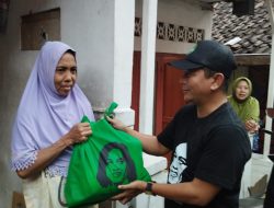 Tunjukkan Komitmen Aktif Bantu Masyarakat, Ketum NBI Salurkan Ratusan Sembako di Kecamatan Simokerto Surabaya