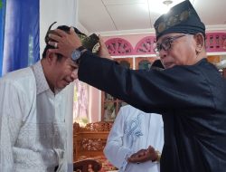 Dakwahkan Islam Moderat, Kiai Hamid Wahid Dapat Gelar Dato’ Guru